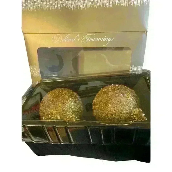 Dillard’s Trimmings Christmas Ornaments Gold - Picture 2 of 6